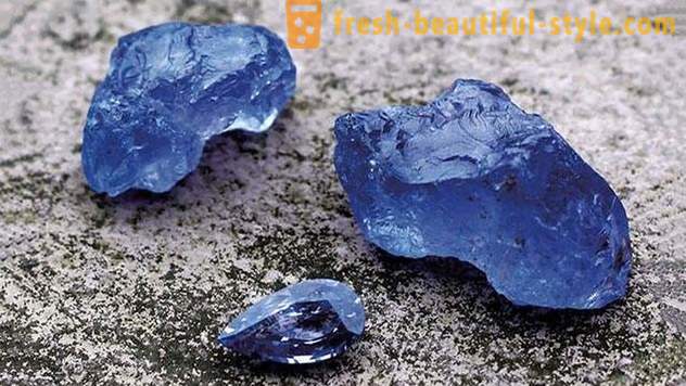 Blue akmeņi: foto, vārds, īpašības, kas ir piemēroti, lai zodiaka zīmes