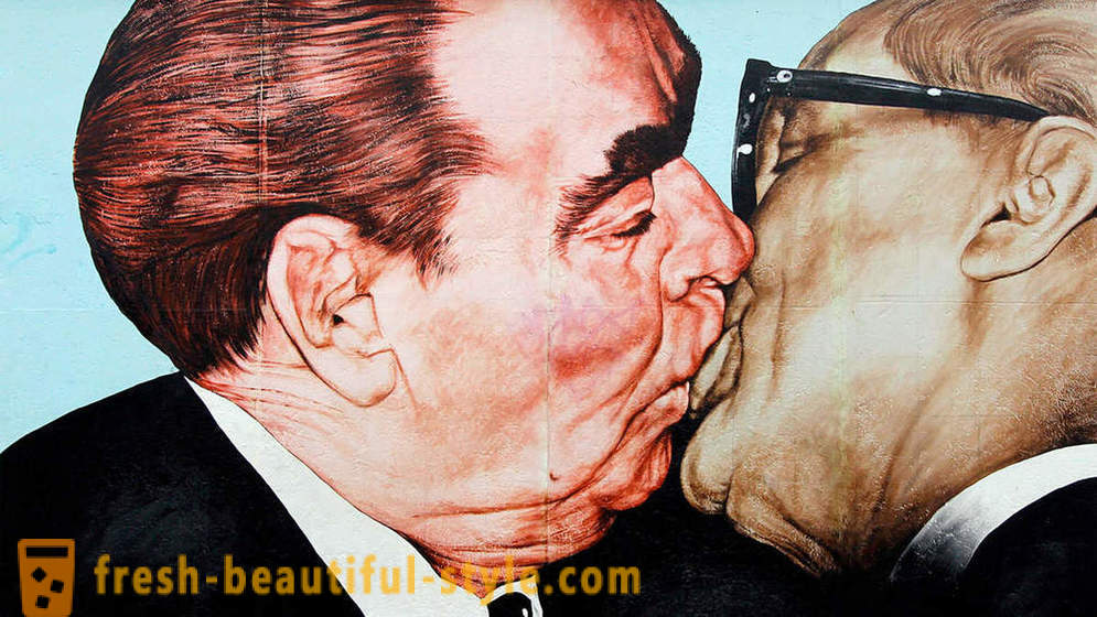 Kā pasaules līderi centās izvairīties kissing Brežņeva