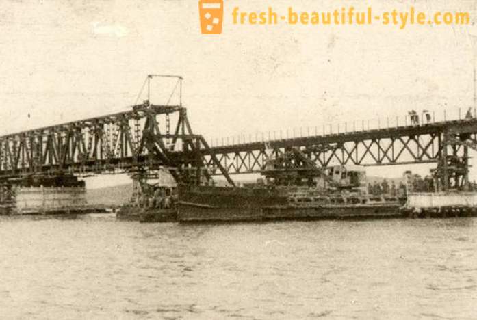 Krimas tilts, kas tika uzcelta PSRS