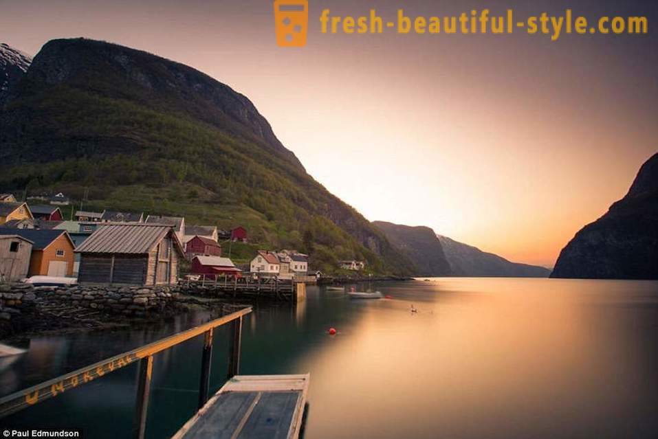 Skaistums Norvēģijas fjordiem darbā britu fotogrāfa