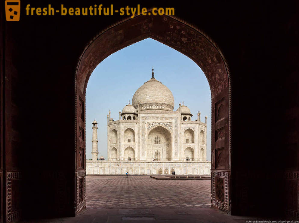 Īsa apstāšanās Indijā. Neticami Taj Mahal
