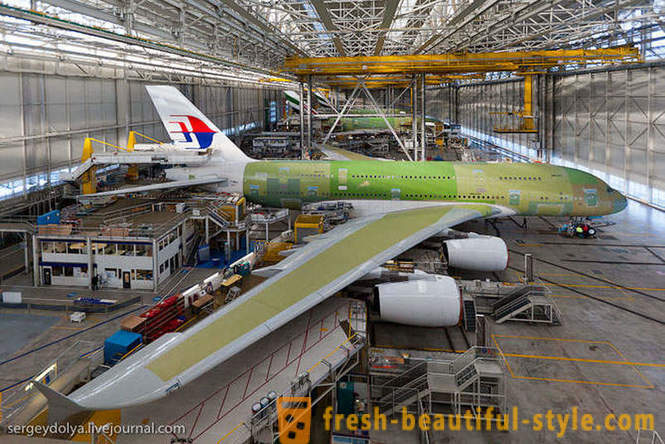 Kā veidot A380 un to, kā tie izskatās iekšpusē