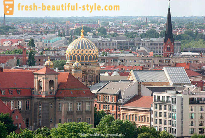 Berlin no augstuma Berlīnes katedrāle