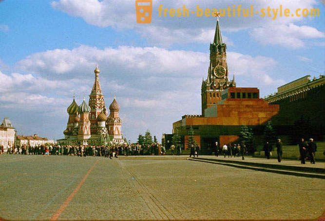 Maskava, 1956, fotogrāfijās no Jacques Dyupake