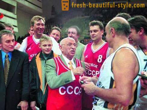 Aleksandrs Gomeļskis: coaching karjera, balvas, medaļas un personīgās dzīves leģendas