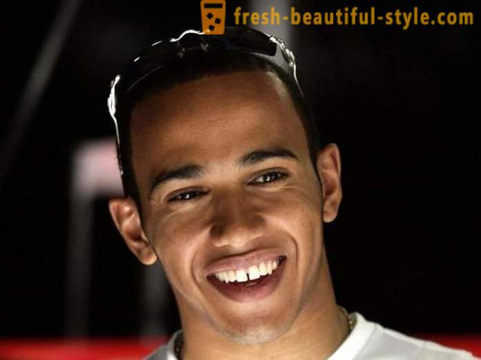 Lewis Hamilton: No Life Story