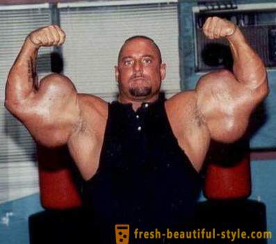 Lielākais bicepss pasaulē pieder kam?